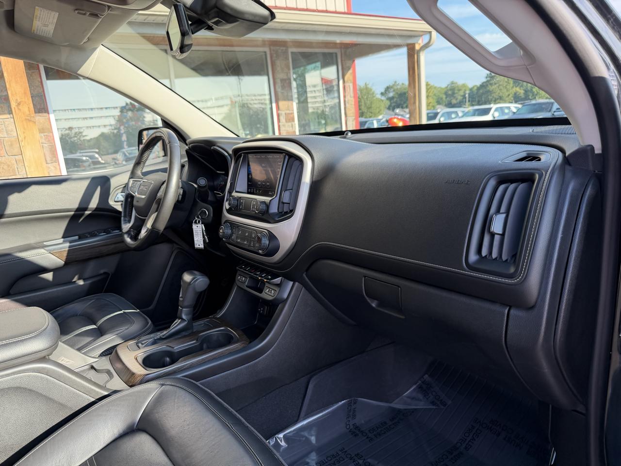 GMC Canyon 4WD Crew Cab 128.3" Denali 2019