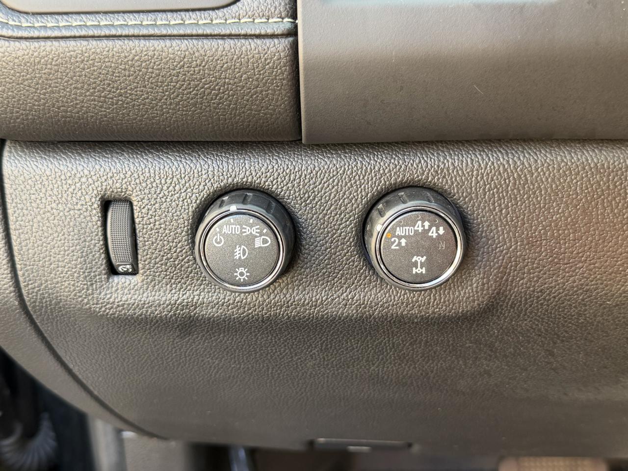 GMC Canyon 4WD Crew Cab 128.3" Denali 2019