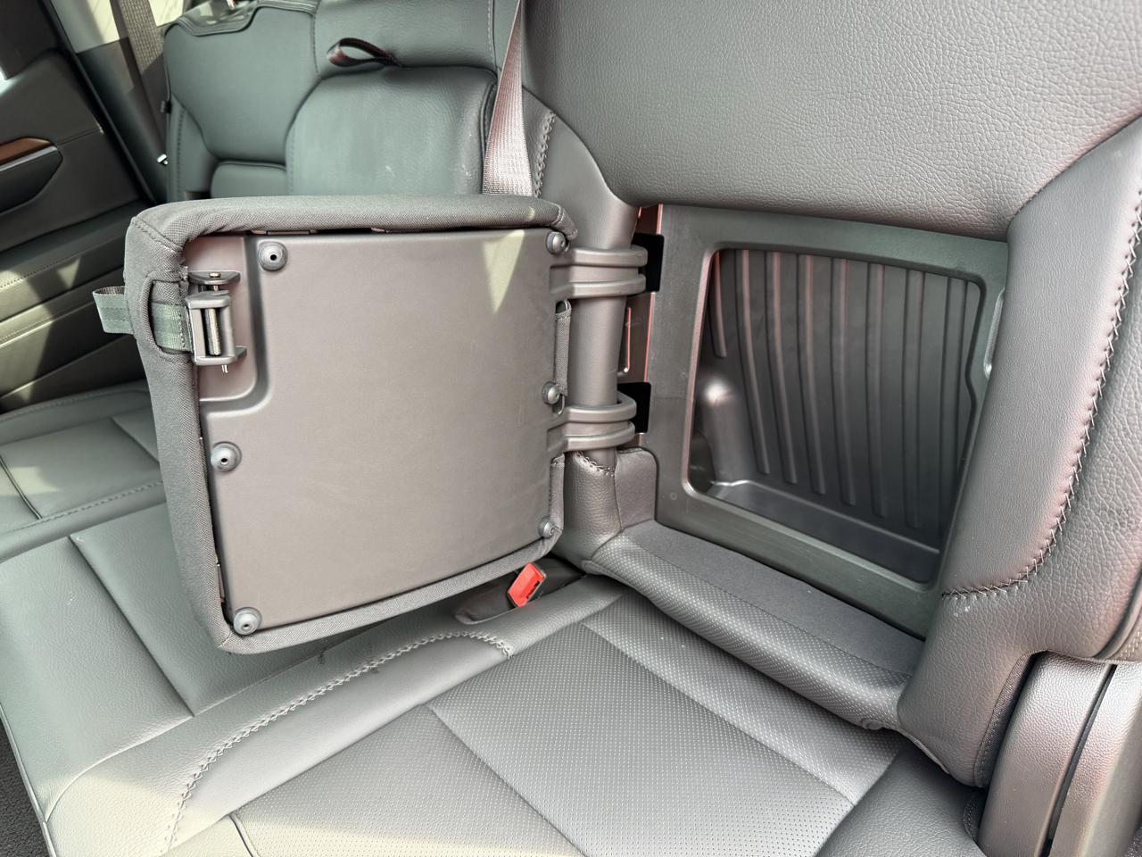GMC Sierra 1500 4WD Crew Cab 147" Denali 2024