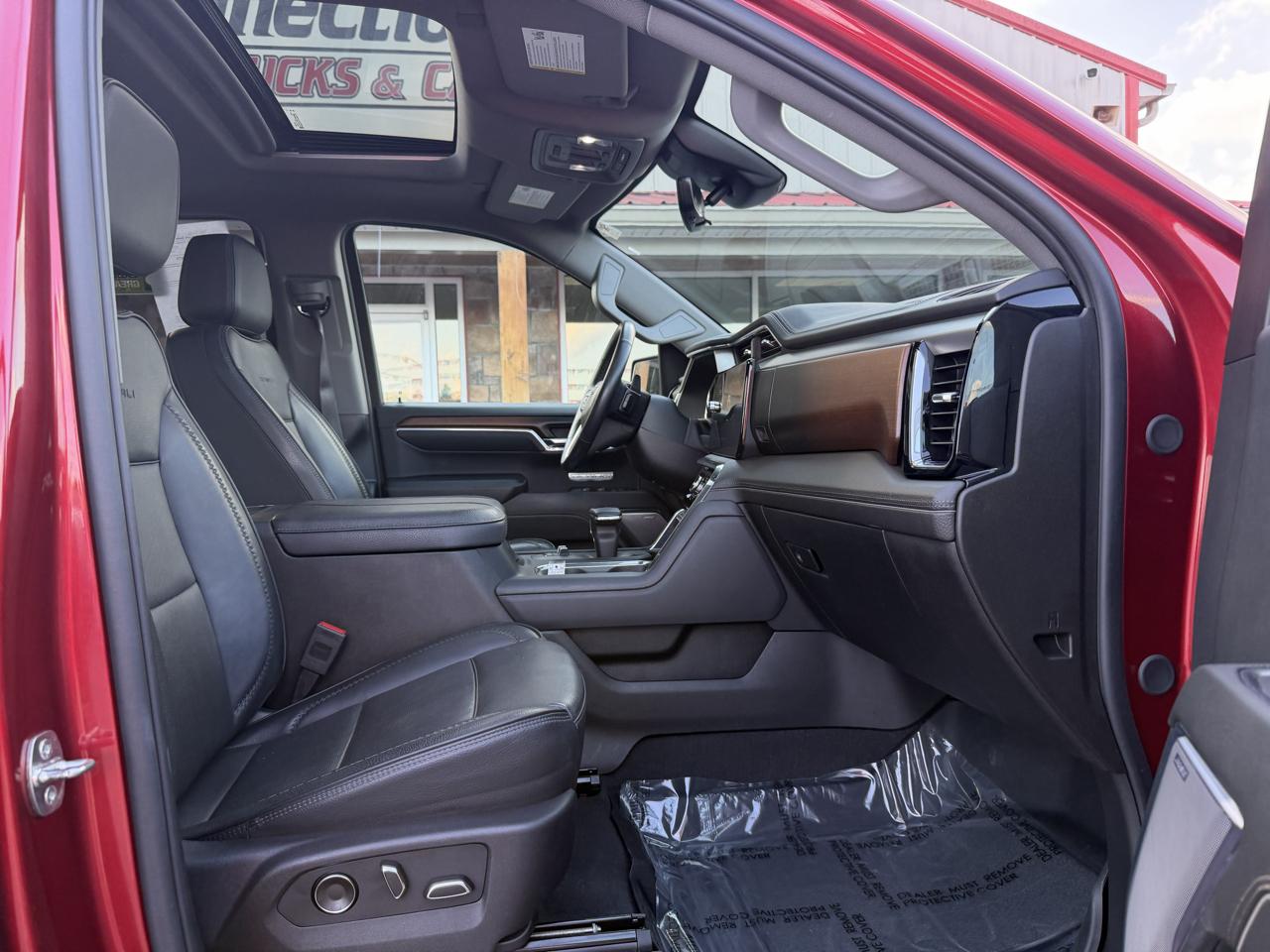GMC Sierra 1500 4WD Crew Cab 147" Denali 2024