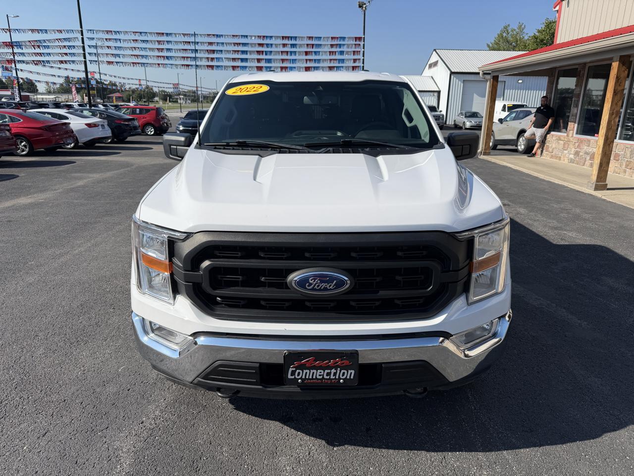 Ford F-150 4WD Reg Cab 141" XL 2022