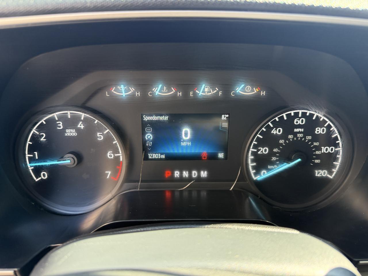 Ford F-150 4WD Reg Cab 141" XL 2022