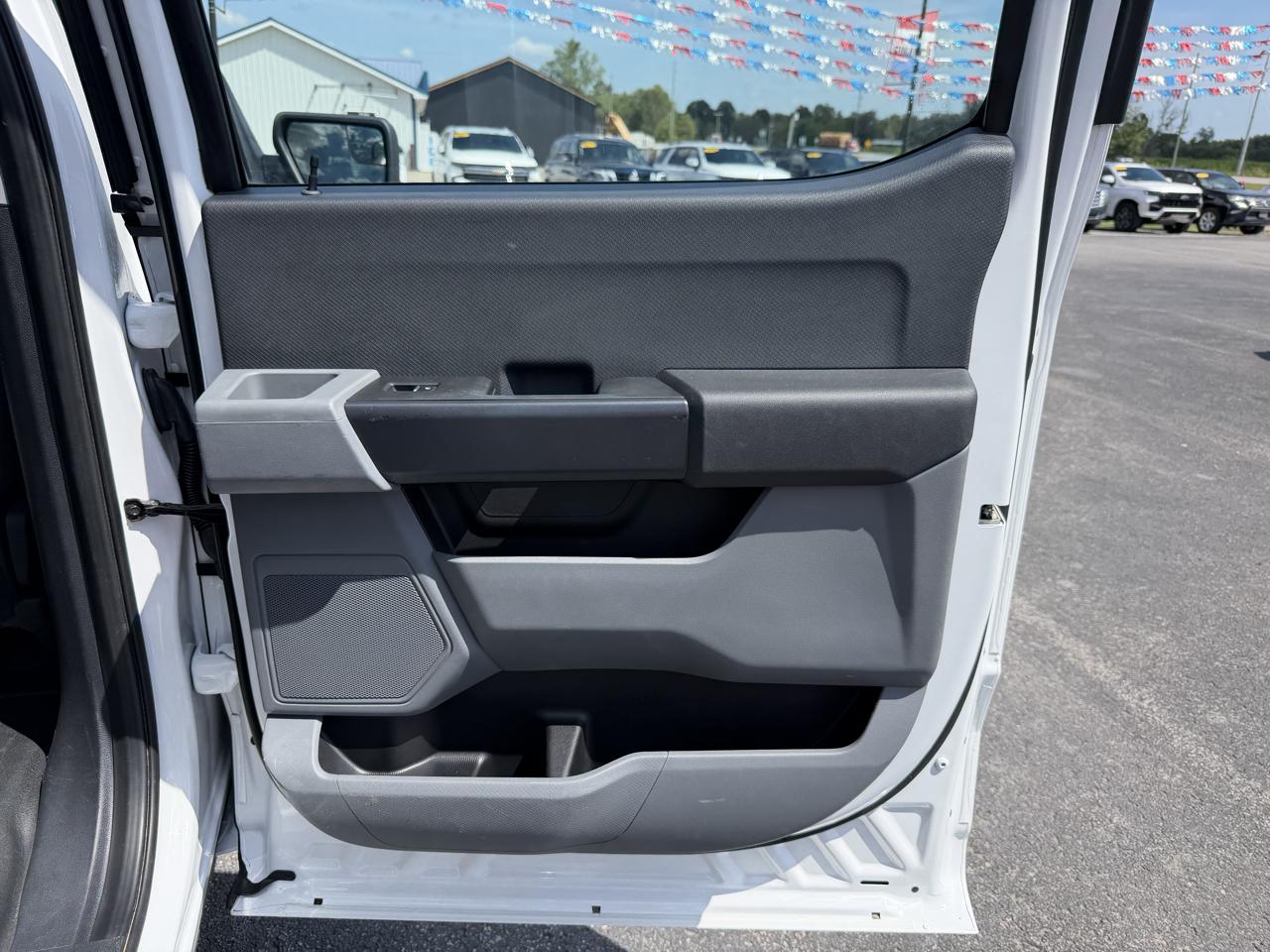 Ford F-150 2WD SuperCrew 157" XL 2021