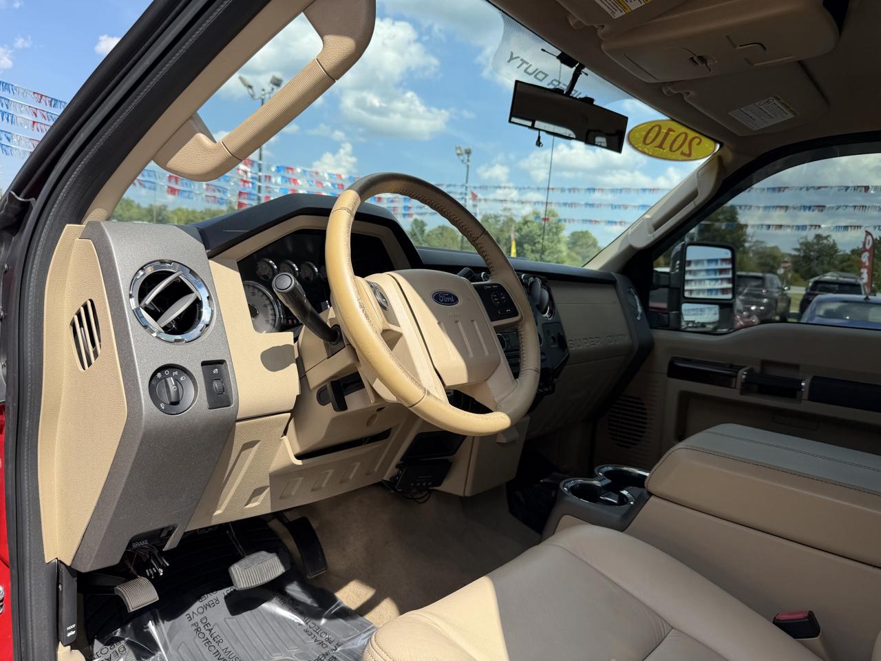 Ford Super Duty F-350 SRW 4WD SuperCab 142" Lariat 2010