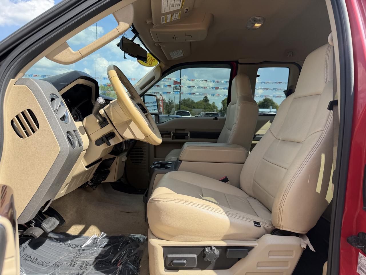 Ford Super Duty F-350 SRW 4WD SuperCab 142" Lariat 2010