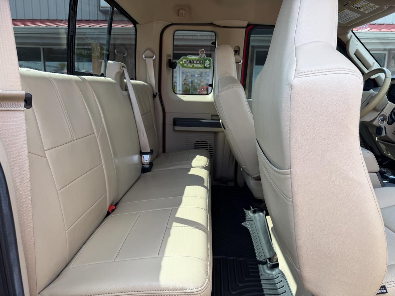 Ford Super Duty F-350 SRW 4WD SuperCab 142" Lariat 2010