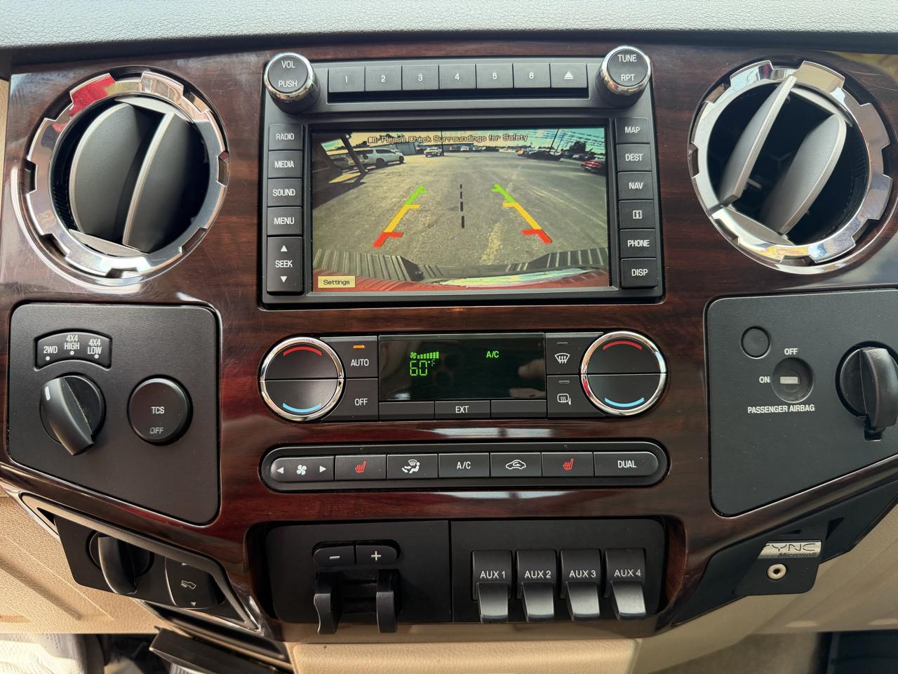 Ford Super Duty F-350 SRW 4WD SuperCab 142" Lariat 2010