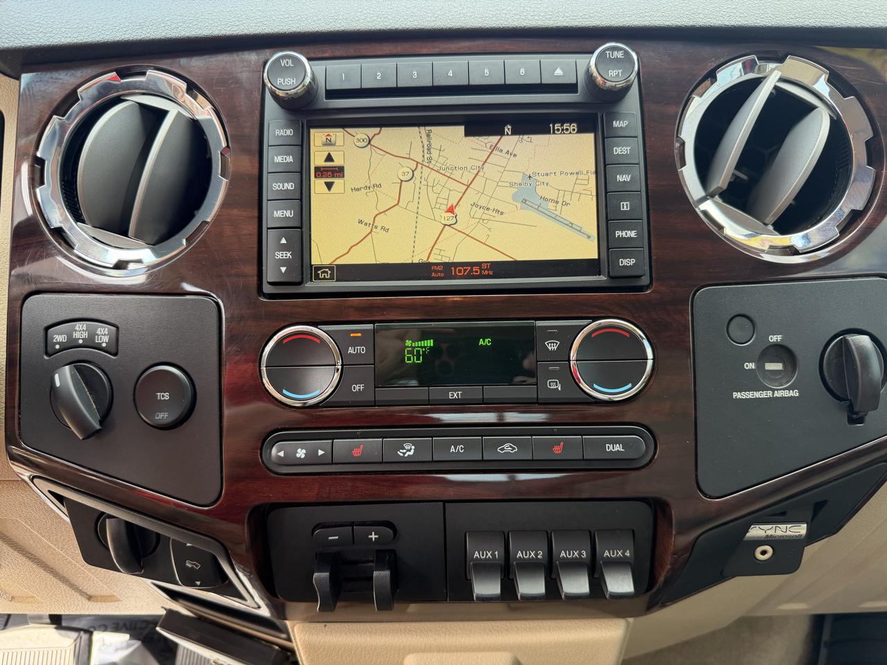 Ford Super Duty F-350 SRW 4WD SuperCab 142" Lariat 2010