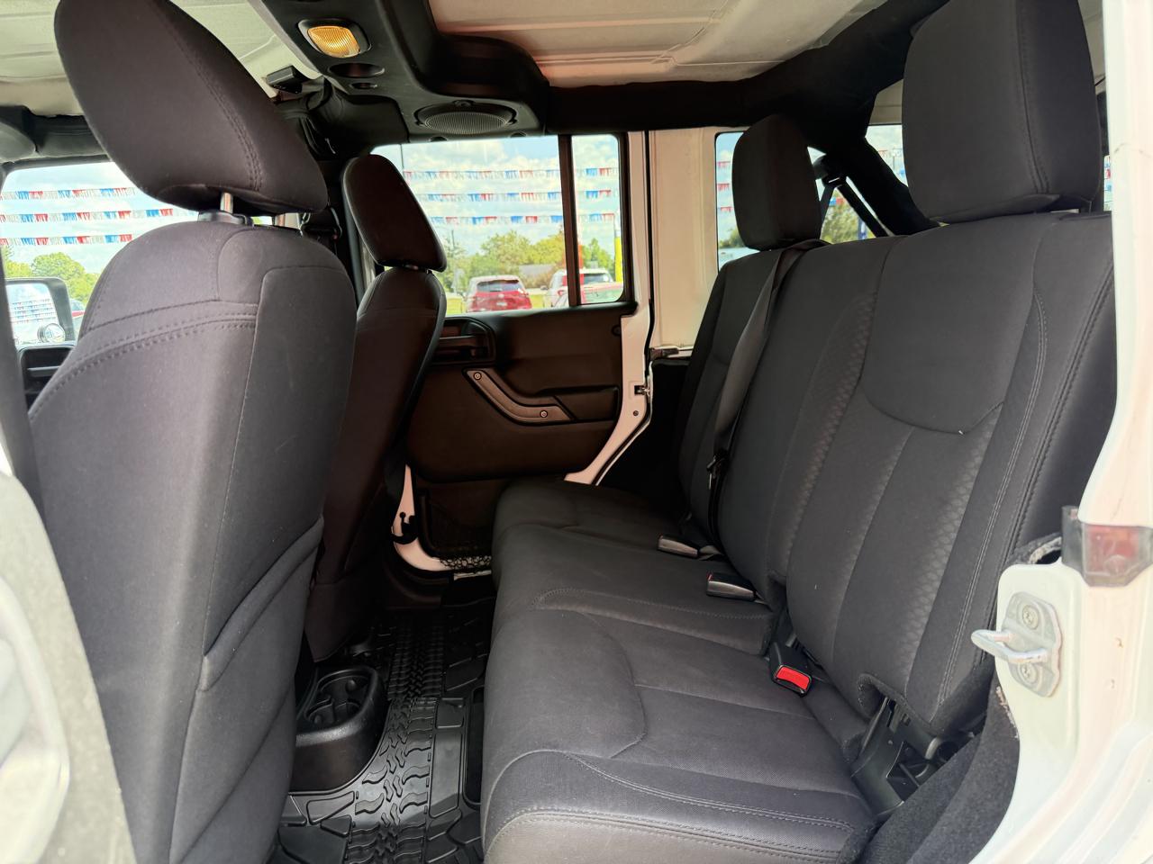 Jeep Wrangler Unlimited 4WD 4dr Sport 2014
