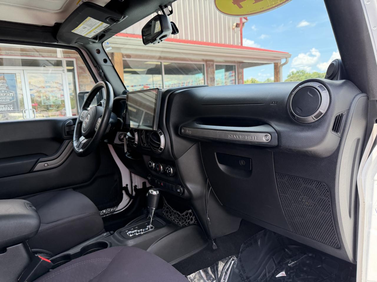 Jeep Wrangler Unlimited 4WD 4dr Sport 2014