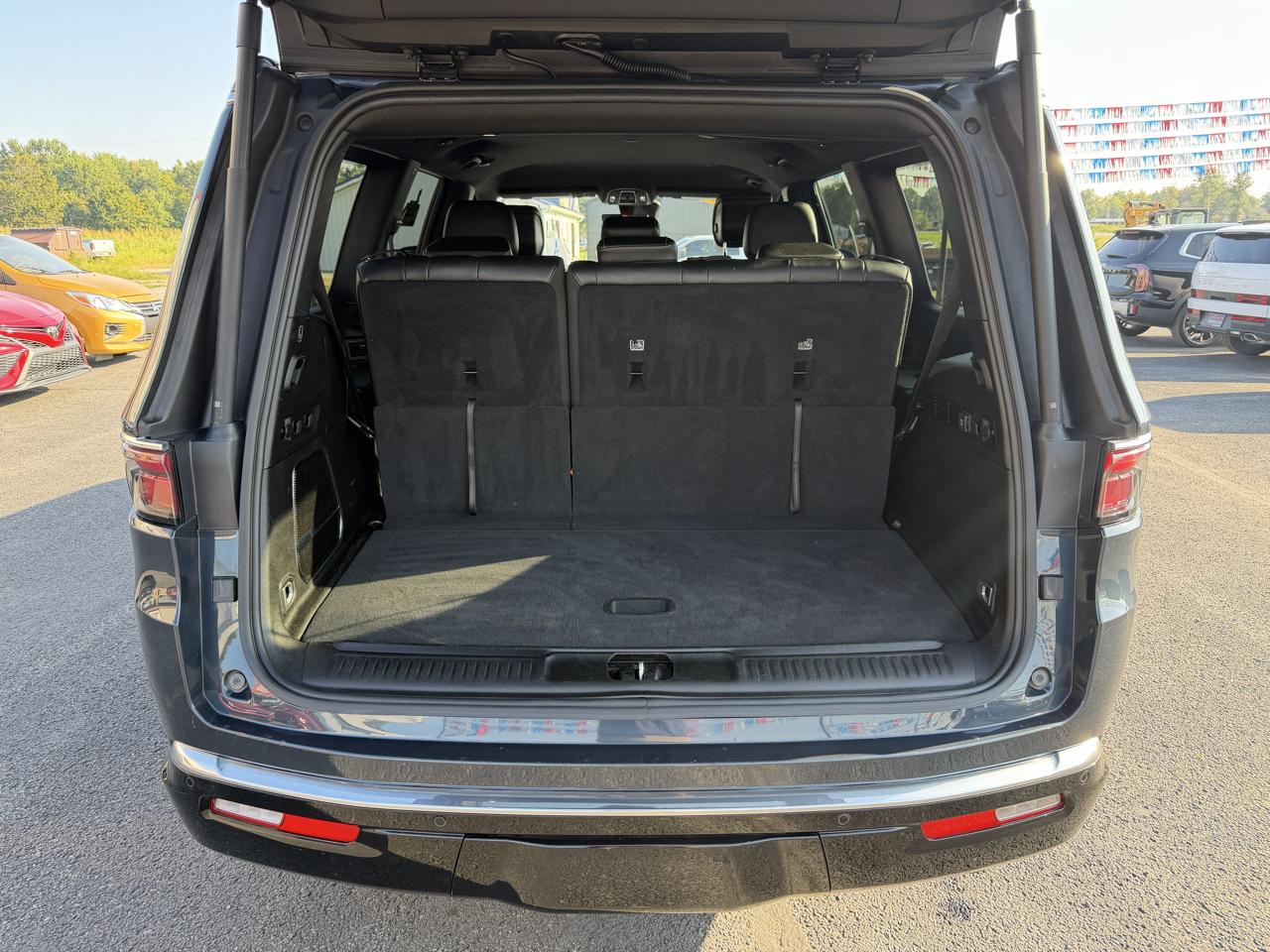 Jeep Wagoneer Series II 4x4 2024