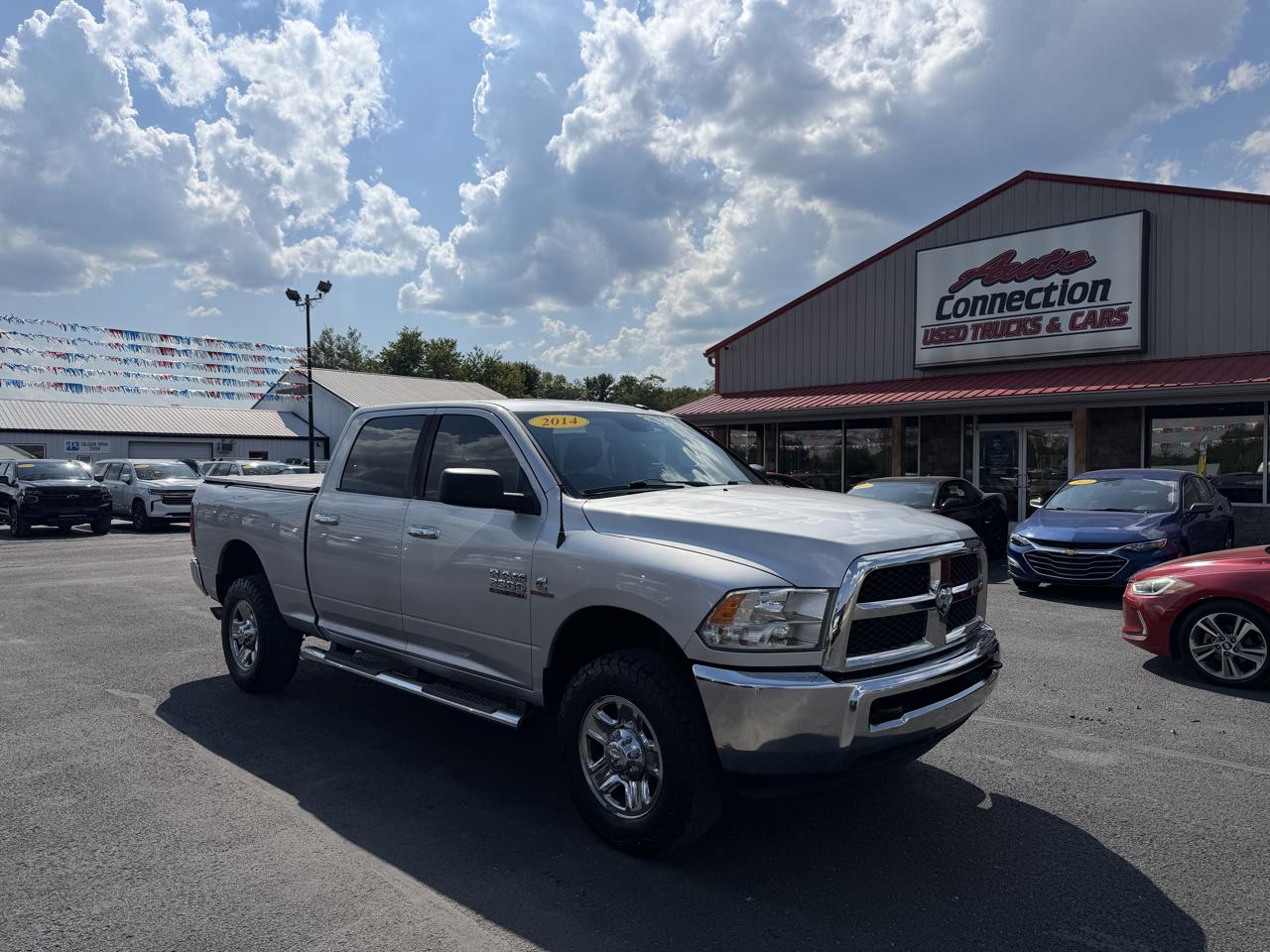 RAM 2500 4WD Crew Cab 149" SLT 2014