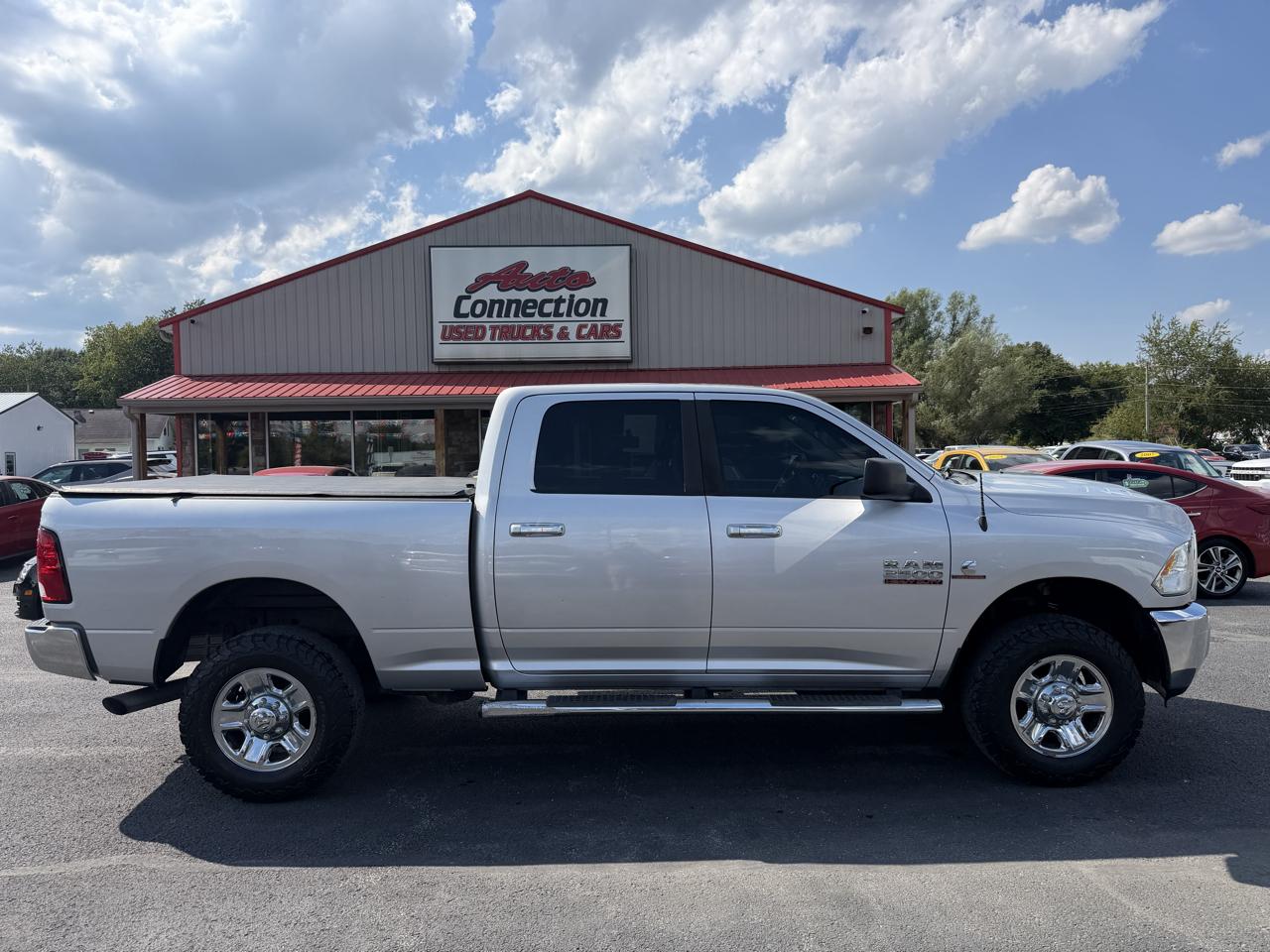 RAM 2500 4WD Crew Cab 149" SLT 2014