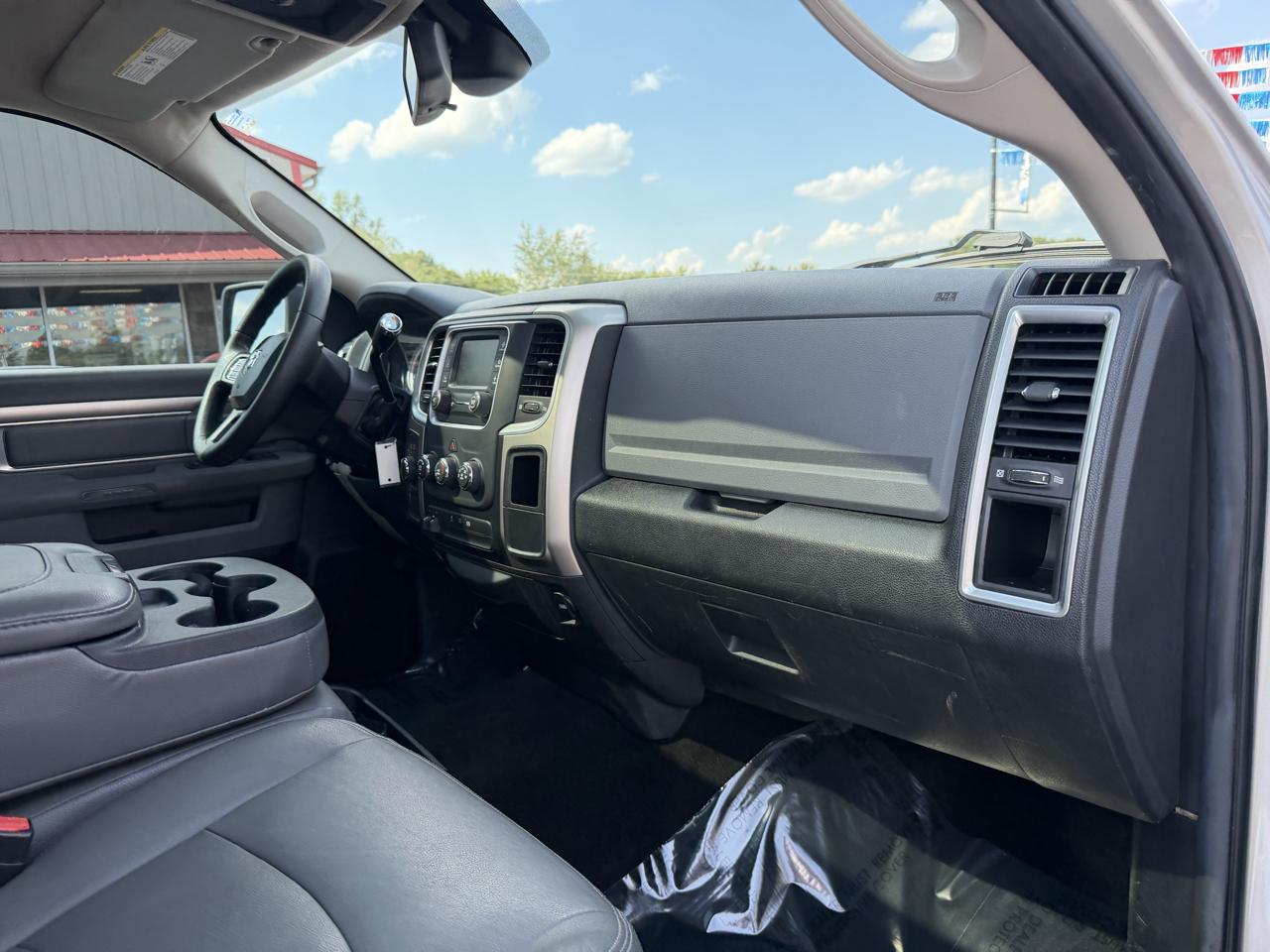 RAM 2500 4WD Crew Cab 149" SLT 2014