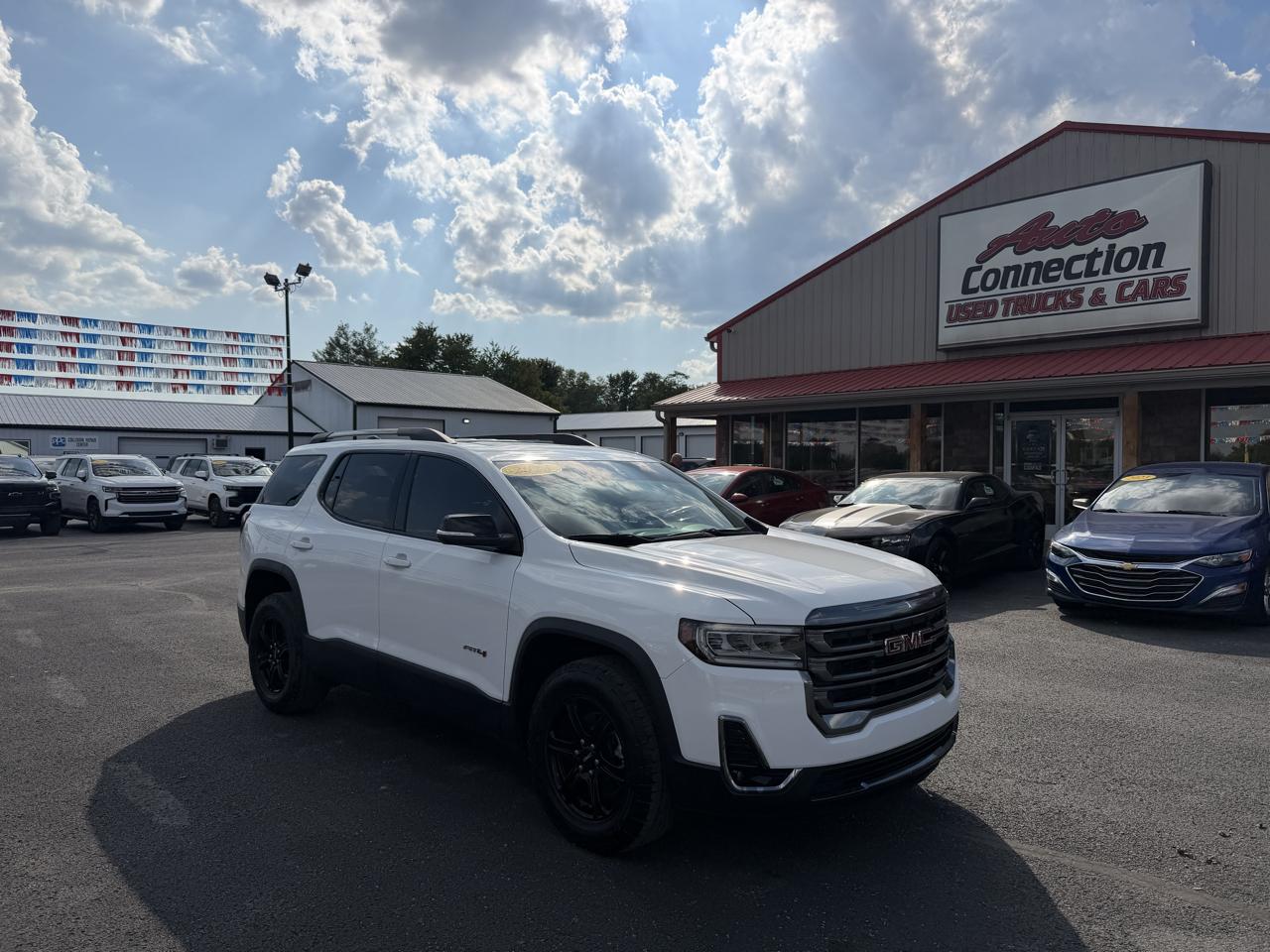 GMC Acadia AWD 4dr AT4 2023
