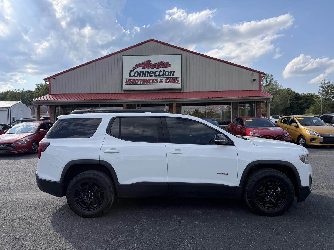 GMC Acadia AWD 4dr AT4 2023