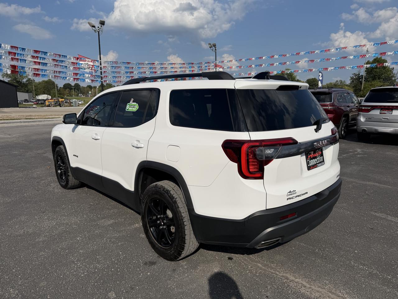 GMC Acadia AWD 4dr AT4 2023