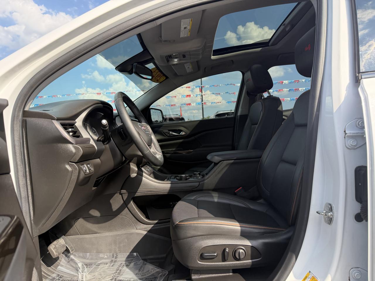 GMC Acadia AWD 4dr AT4 2023