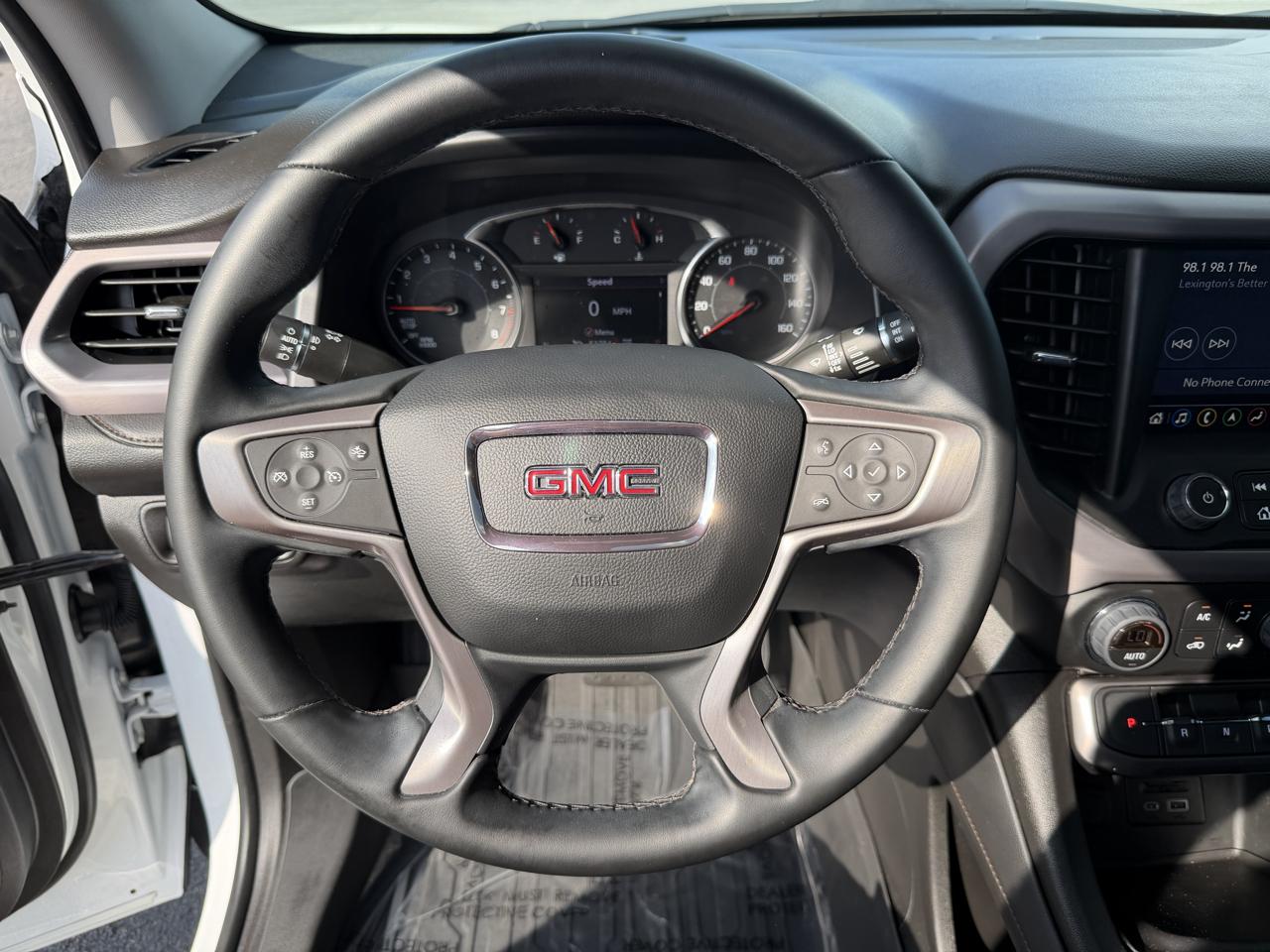 GMC Acadia AWD 4dr AT4 2023