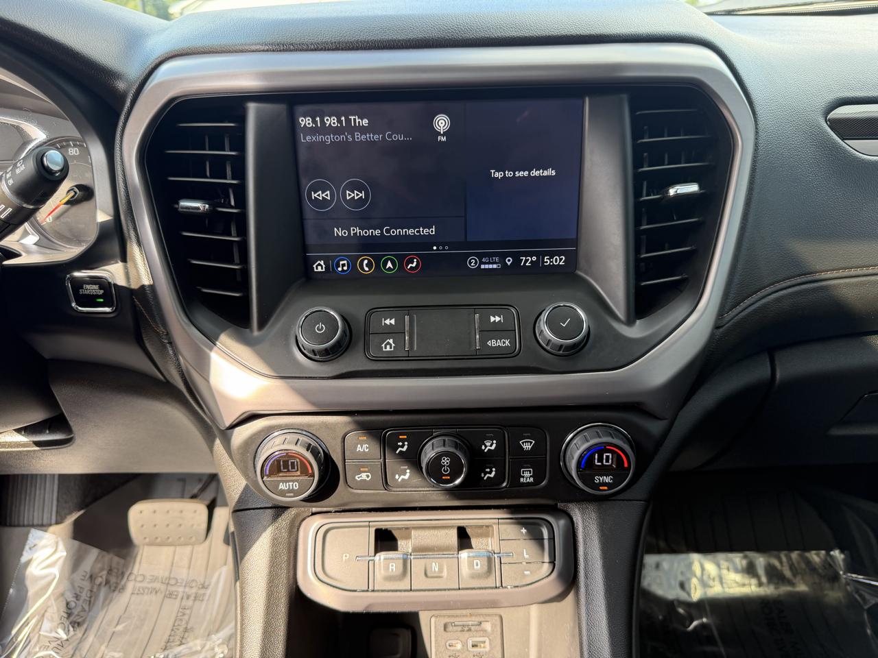GMC Acadia AWD 4dr AT4 2023