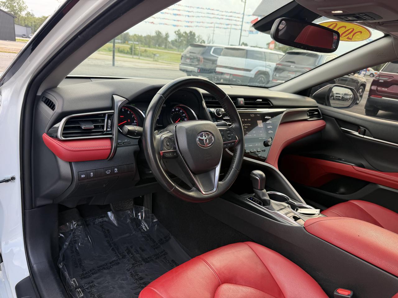 Toyota Camry XSE Auto (Natl) 2020