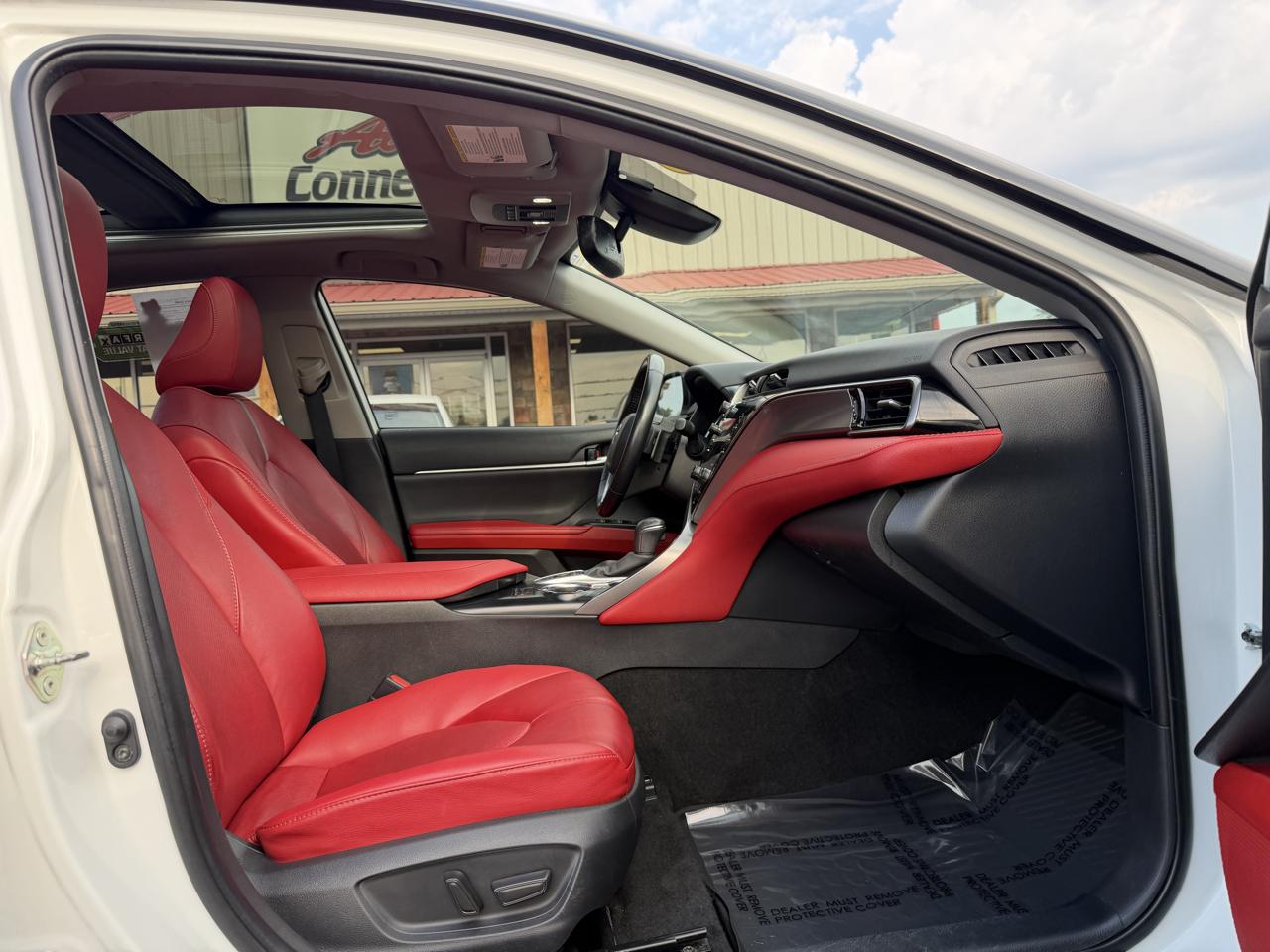 Toyota Camry XSE Auto (Natl) 2020