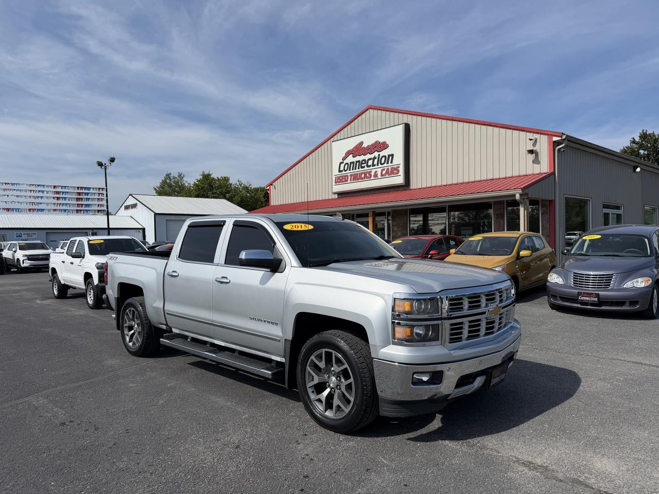 2015 Chevrolet Silverado 1500 4WD Crew Cab 143.5" LTZ w/1LZ