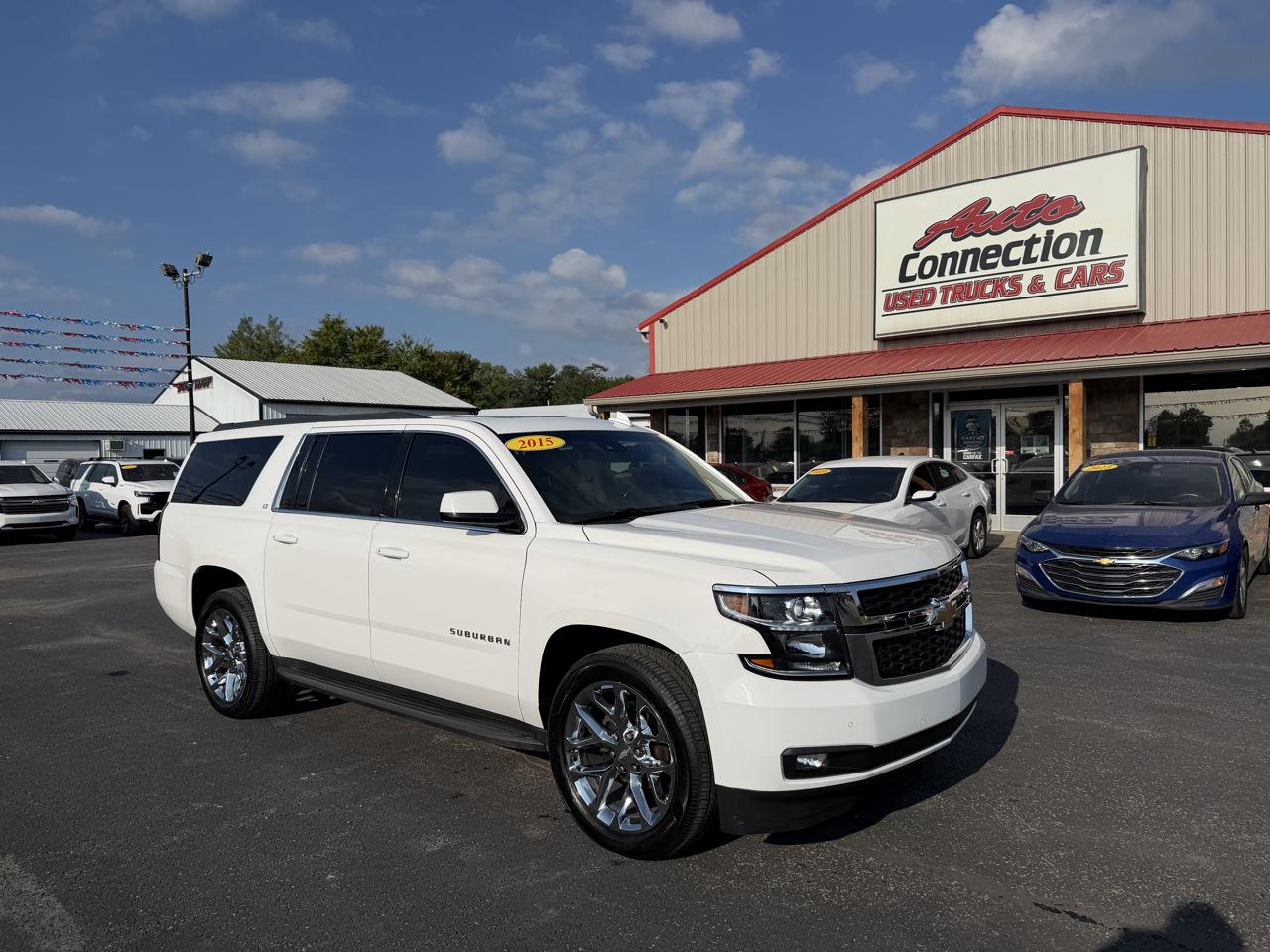 Chevrolet Suburban 4WD 4dr LT 2015