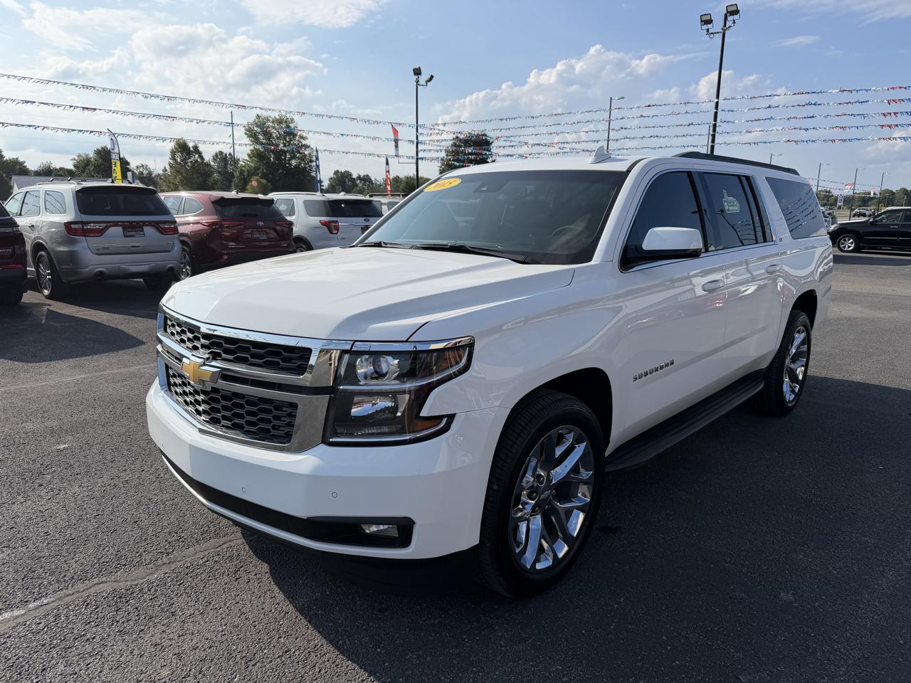 Chevrolet Suburban 4WD 4dr LT 2015
