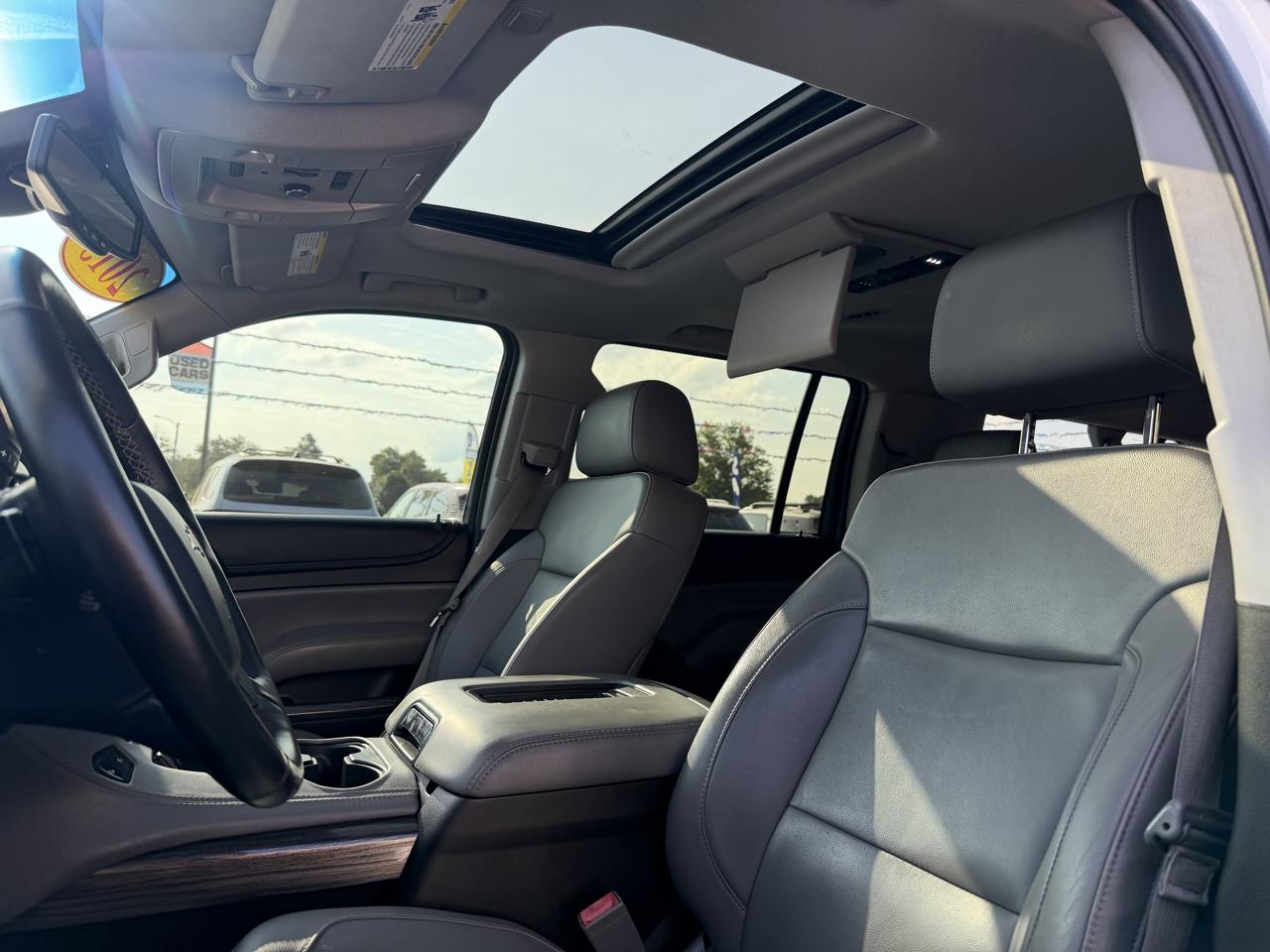 Chevrolet Suburban 4WD 4dr LT 2015
