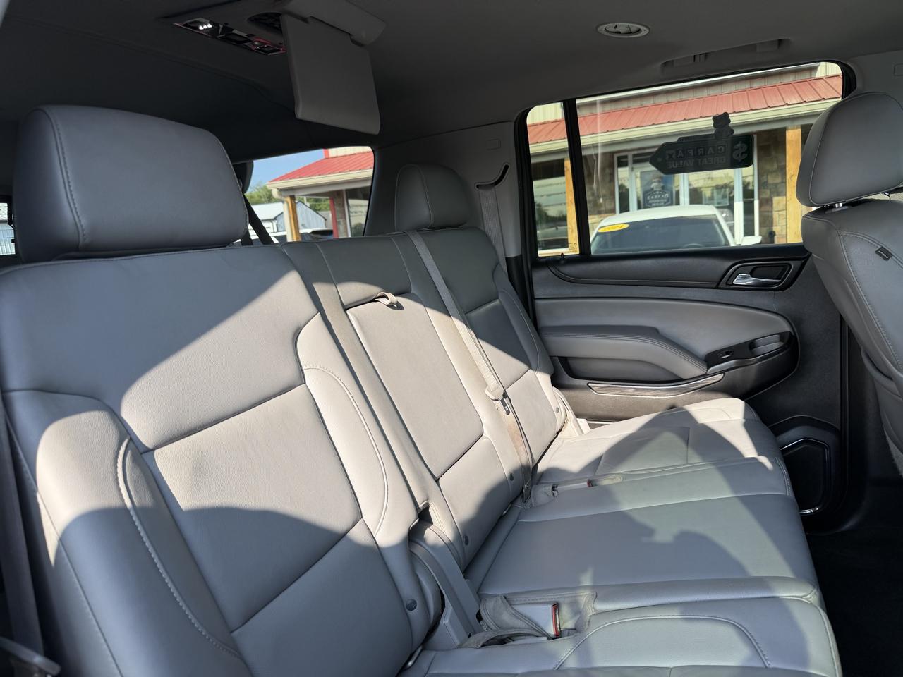 Chevrolet Suburban 4WD 4dr LT 2015