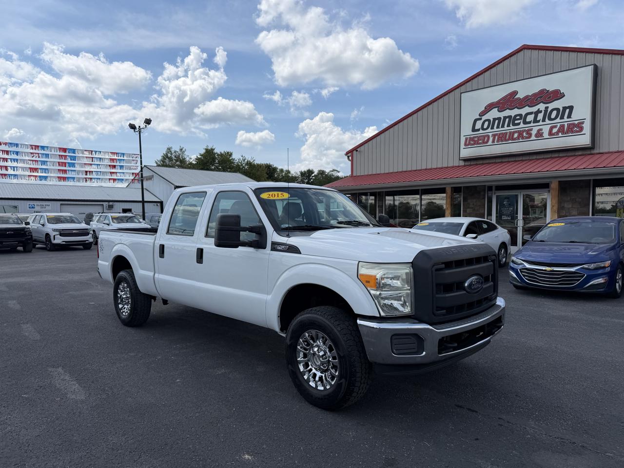 2015 Ford Super Duty F-250 SRW XL 4WD Crew Cab 6.75' Box