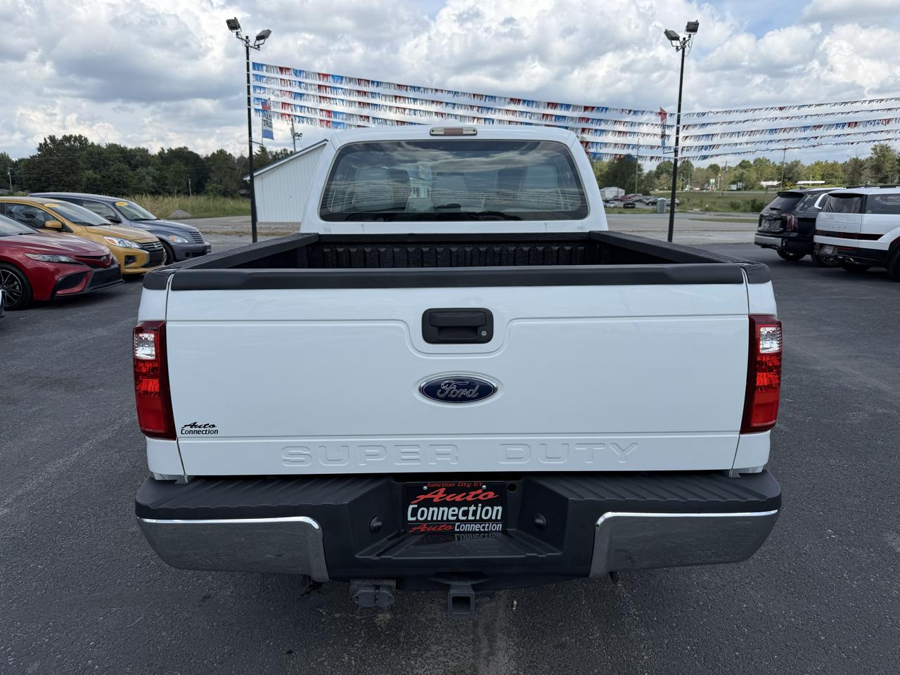 Ford Super Duty F-250 SRW XL 4WD Crew Cab 6.75' Box 2015