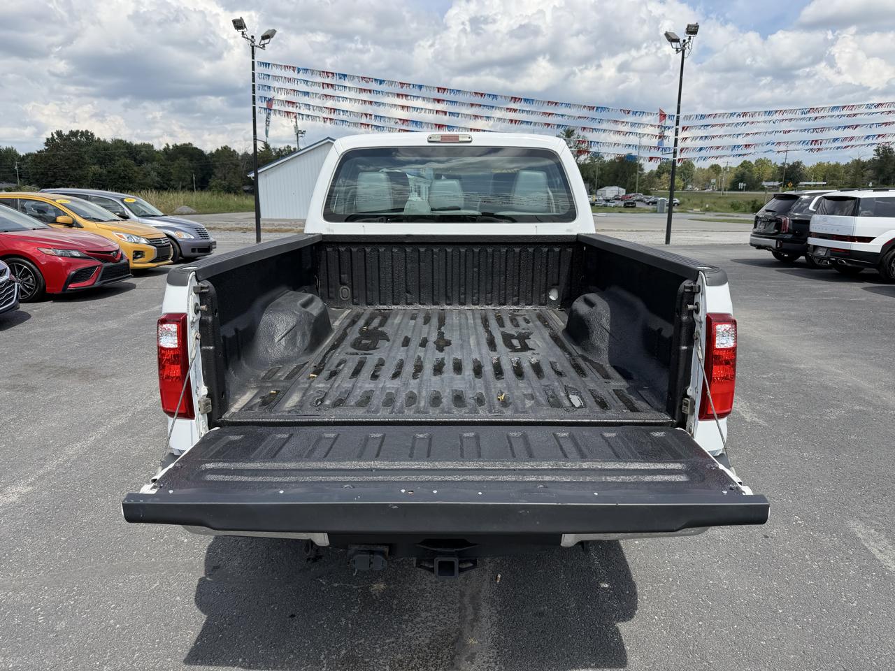 Ford Super Duty F-250 SRW XL 4WD Crew Cab 6.75' Box 2015