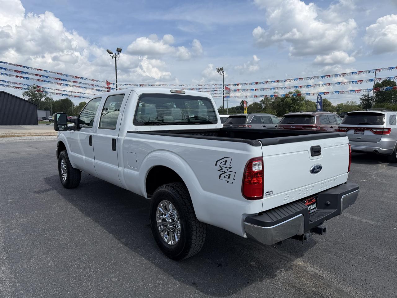 Ford Super Duty F-250 SRW XL 4WD Crew Cab 6.75' Box 2015