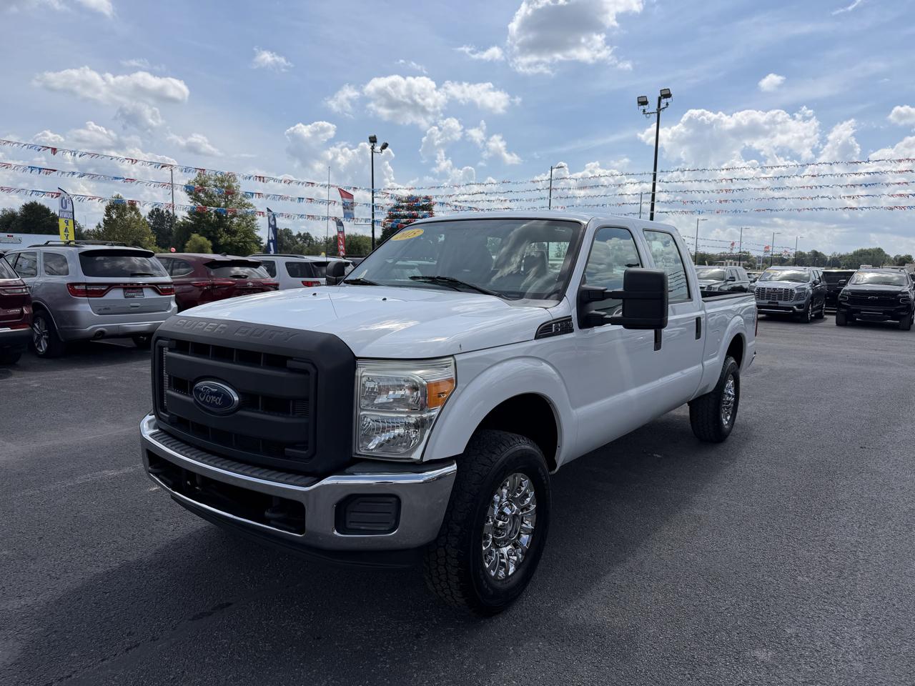 Ford Super Duty F-250 SRW XL 4WD Crew Cab 6.75' Box 2015