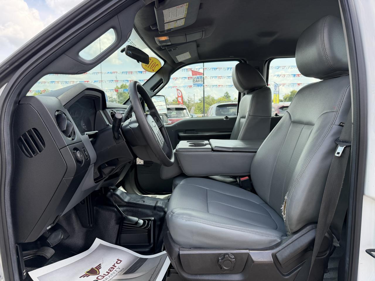 Ford Super Duty F-250 SRW XL 4WD Crew Cab 6.75' Box 2015