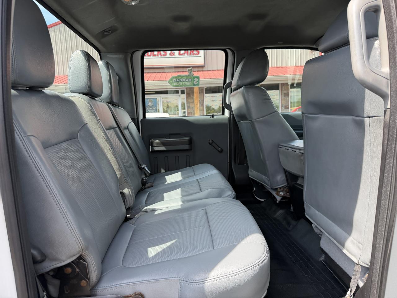 Ford Super Duty F-250 SRW XL 4WD Crew Cab 6.75' Box 2015