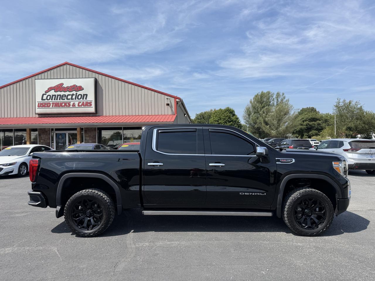 GMC Sierra 1500 4WD Crew Cab 147" Denali 2020