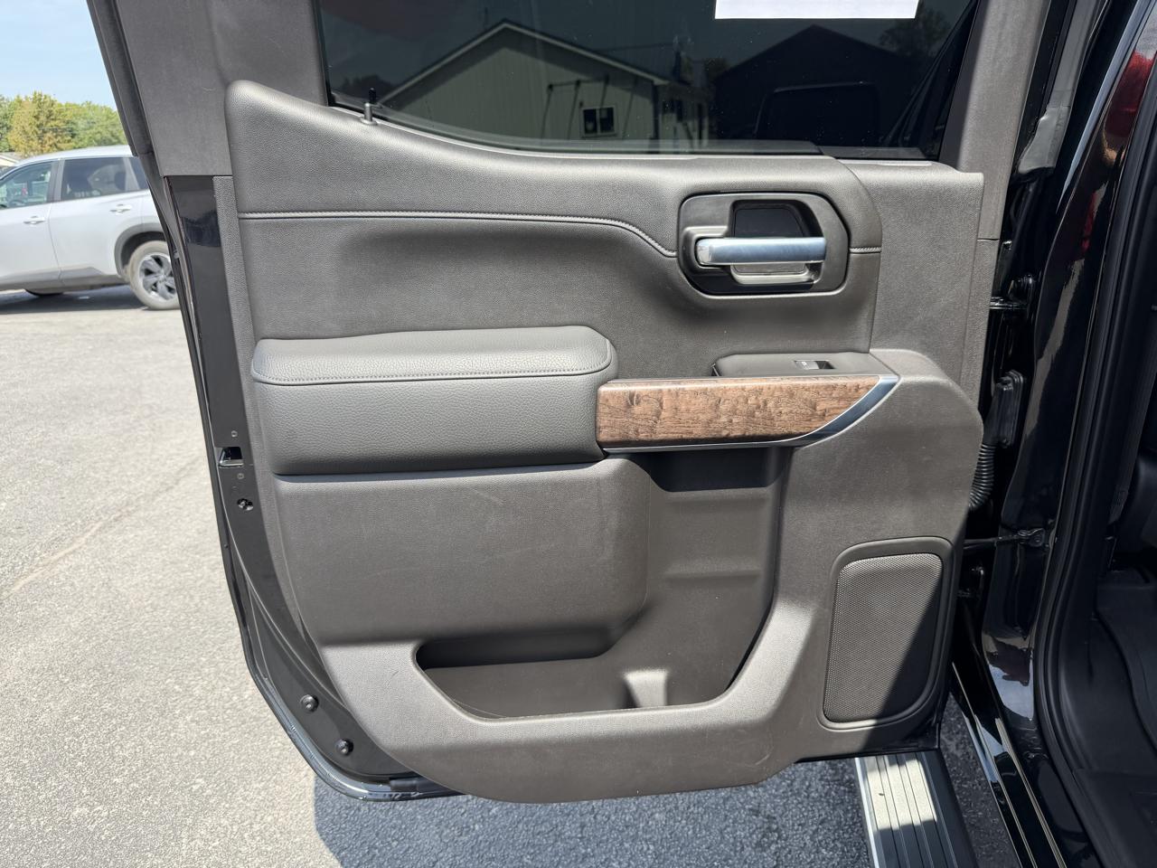 GMC Sierra 1500 4WD Crew Cab 147" Denali 2020