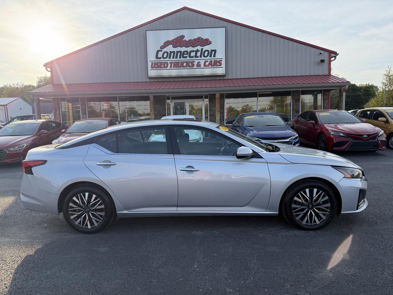 Nissan Altima 2.5 SV Sedan 2024