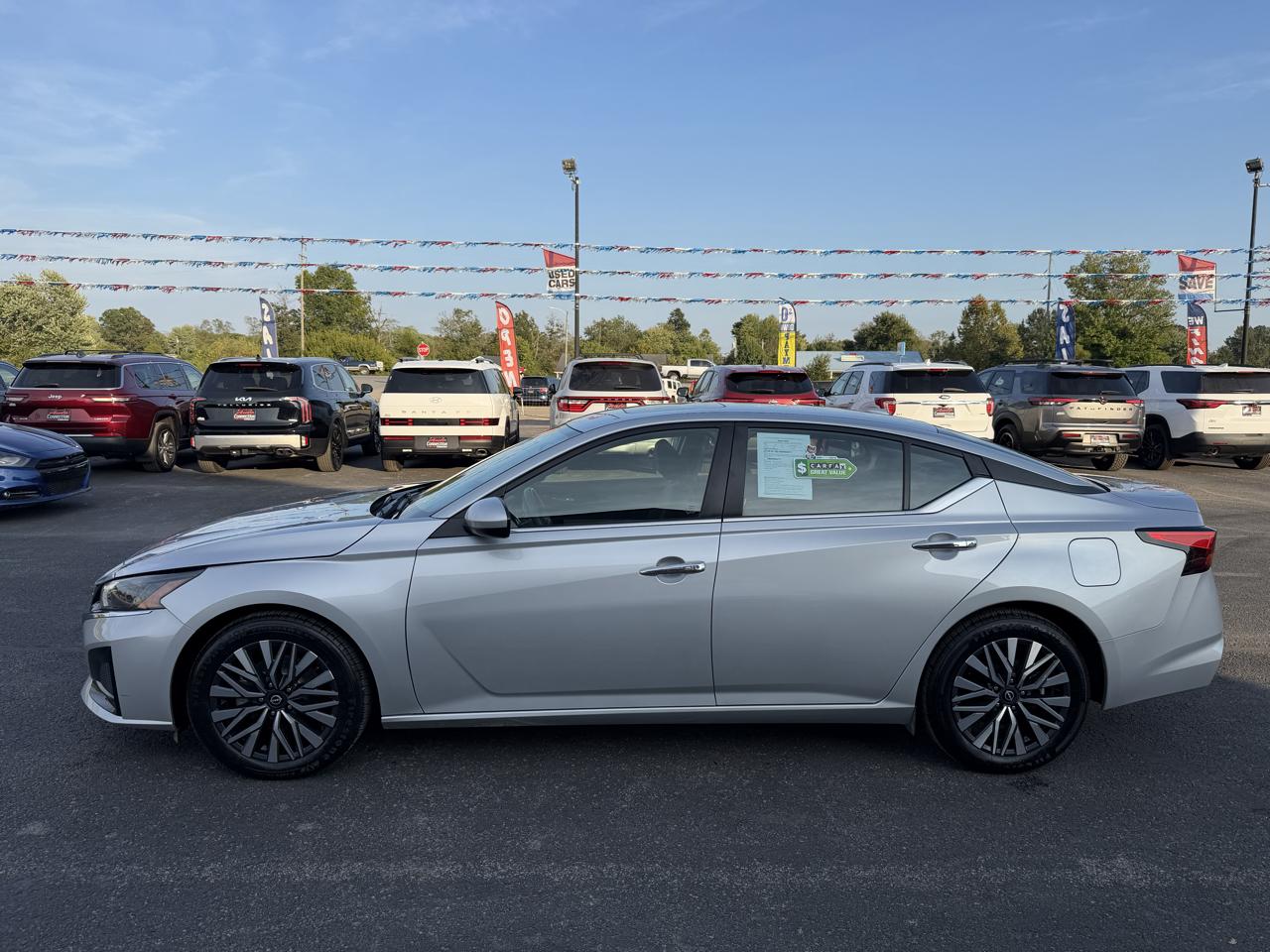 Nissan Altima 2.5 SV Sedan 2024
