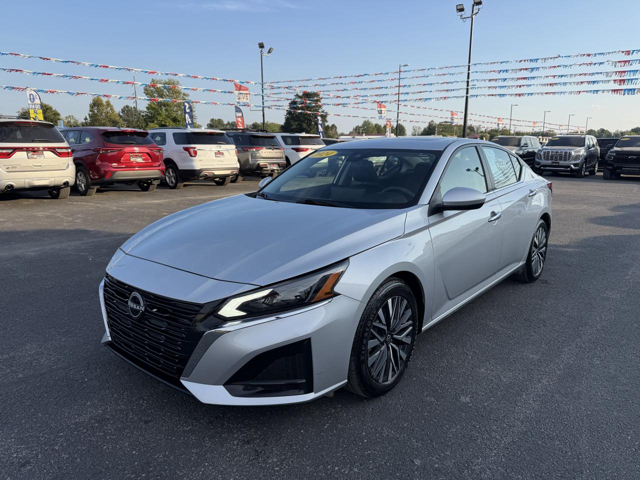 Nissan Altima 2.5 SV Sedan 2024