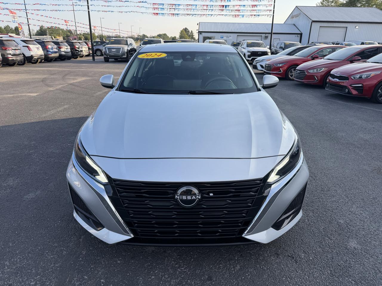 Nissan Altima 2.5 SV Sedan 2024