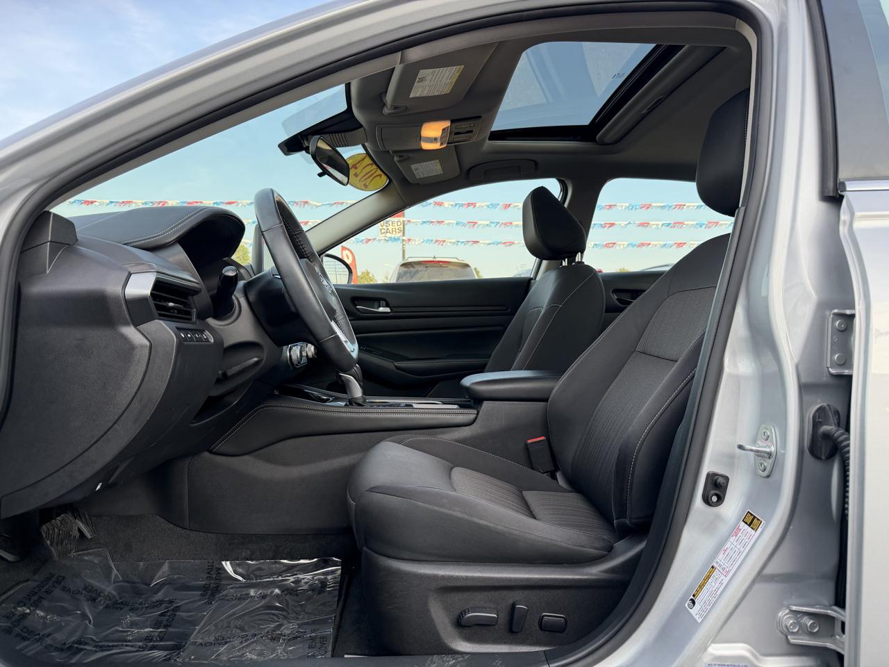 Nissan Altima 2.5 SV Sedan 2024
