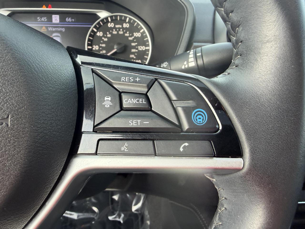 Nissan Altima 2.5 SV Sedan 2024