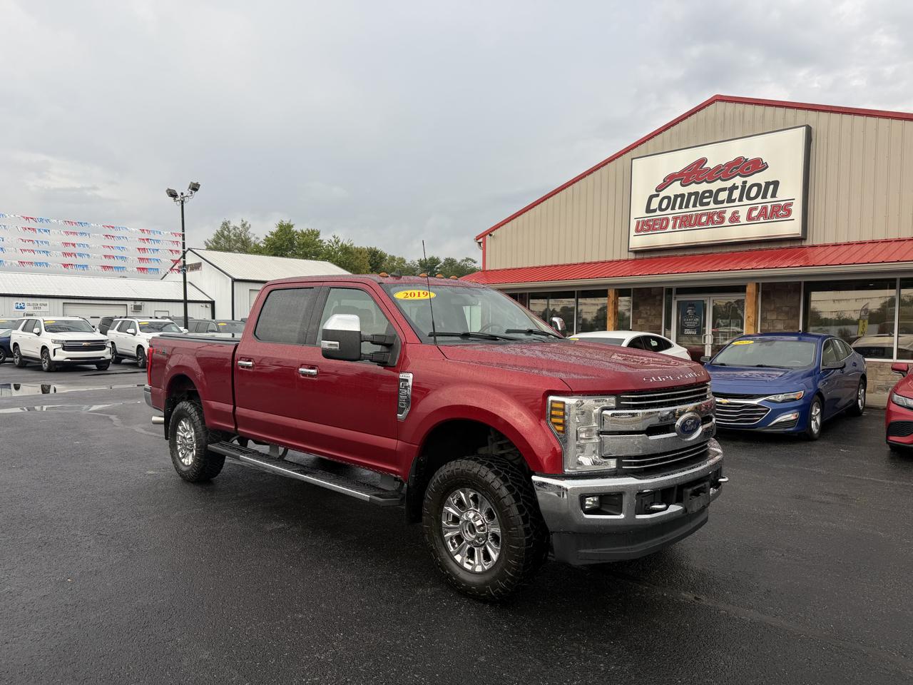 Ford Super Duty F-250 SRW 4WD Crew Cab 156" Lariat 2019