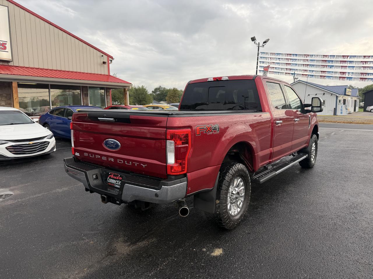 Ford Super Duty F-250 SRW 4WD Crew Cab 156" Lariat 2019
