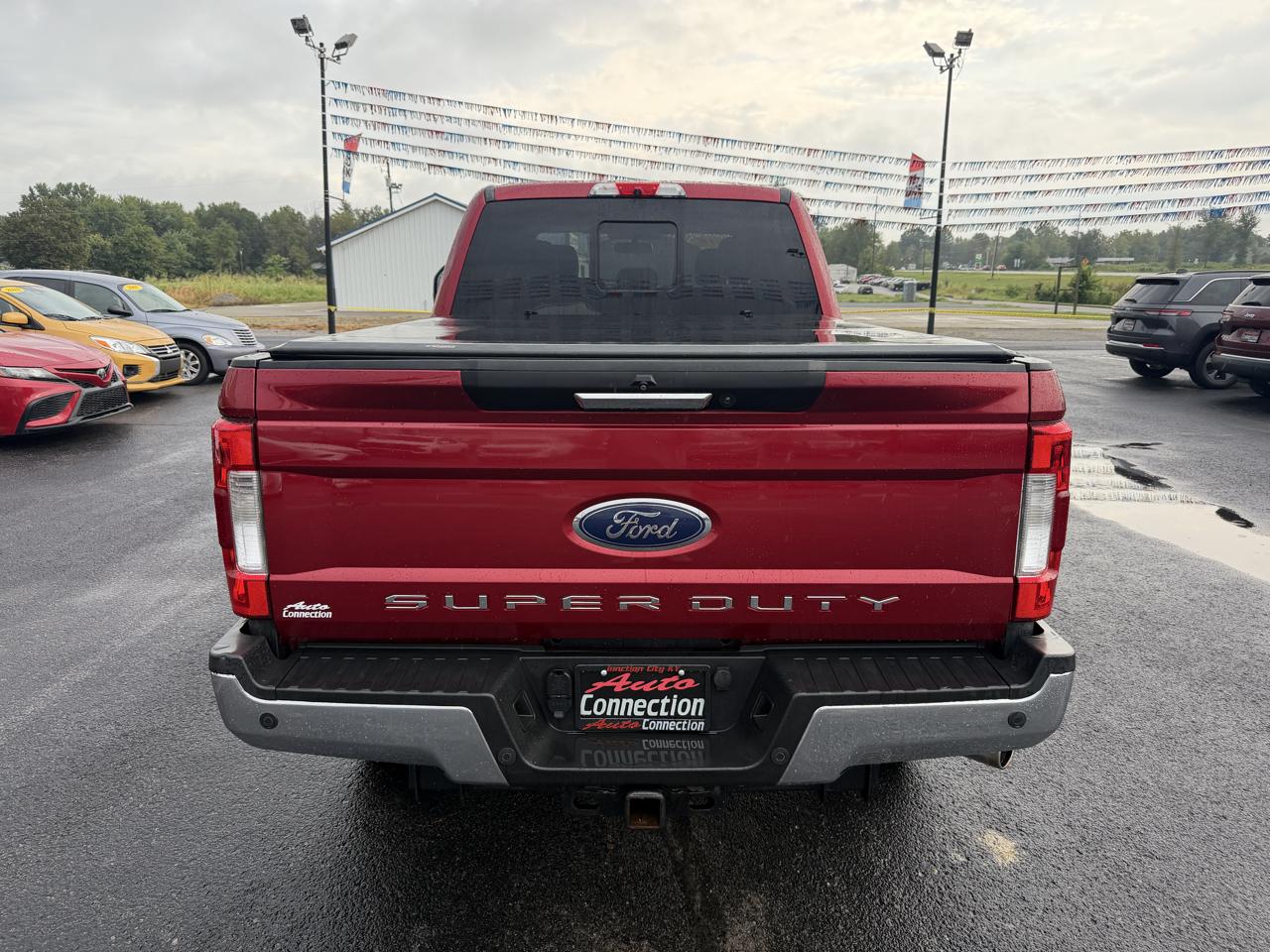 Ford Super Duty F-250 SRW 4WD Crew Cab 156" Lariat 2019