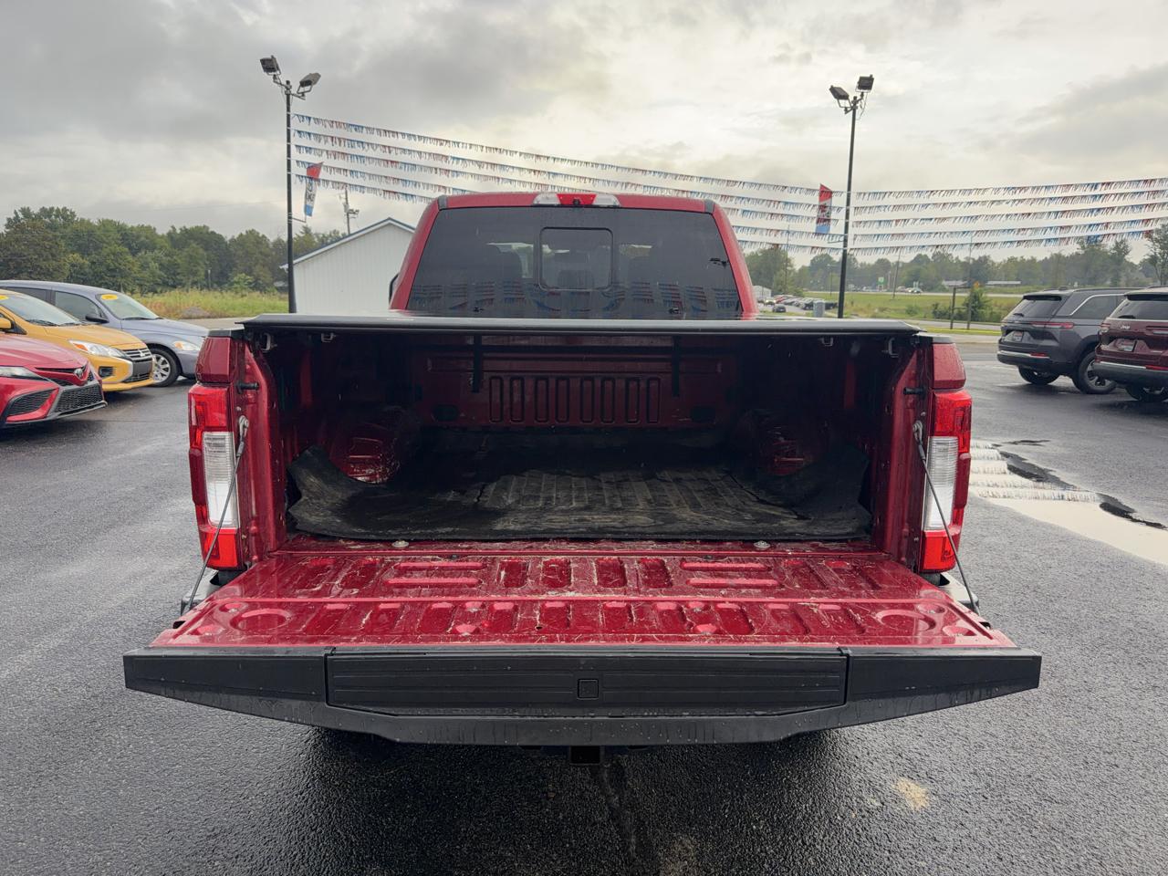 Ford Super Duty F-250 SRW 4WD Crew Cab 156" Lariat 2019